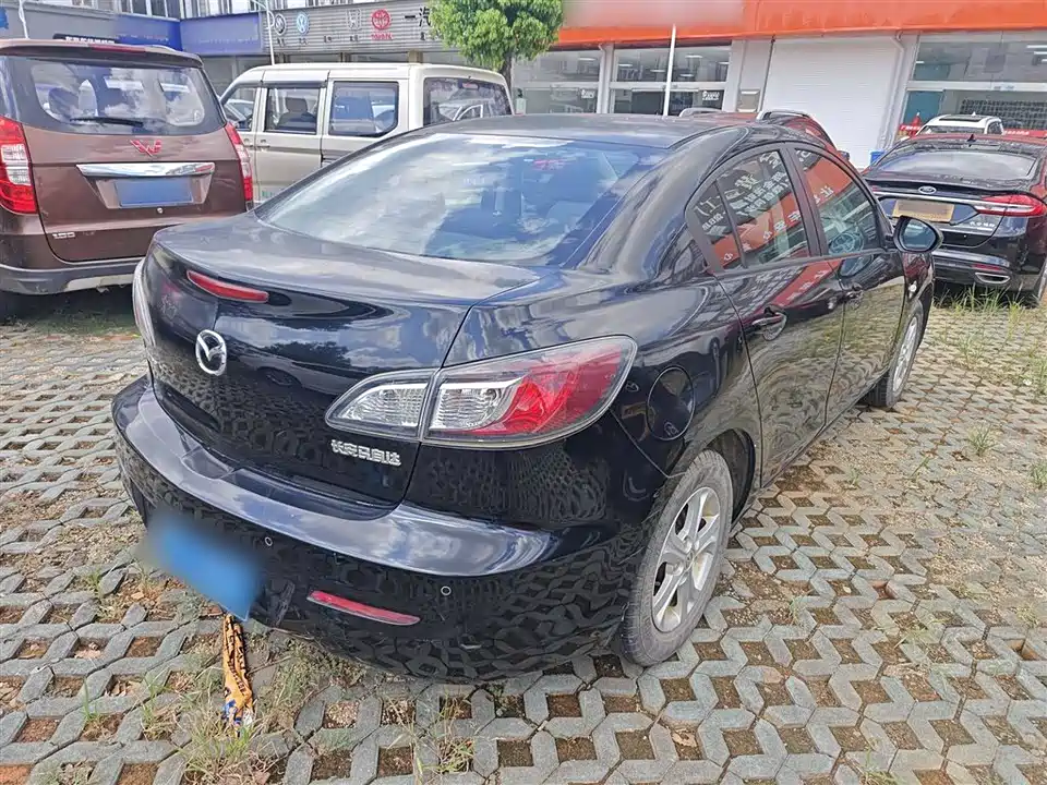 Mazda 3 star Cheng