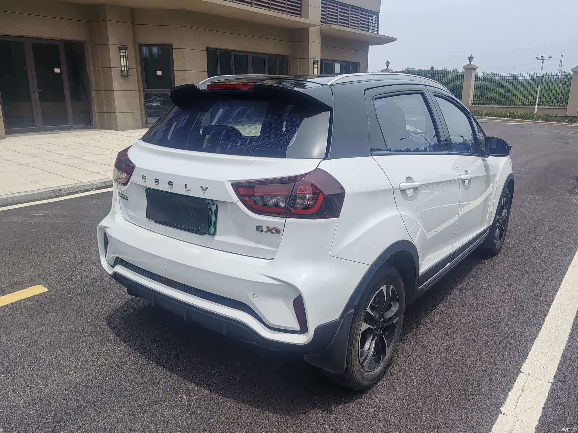 Geely EX3, 2022 12
