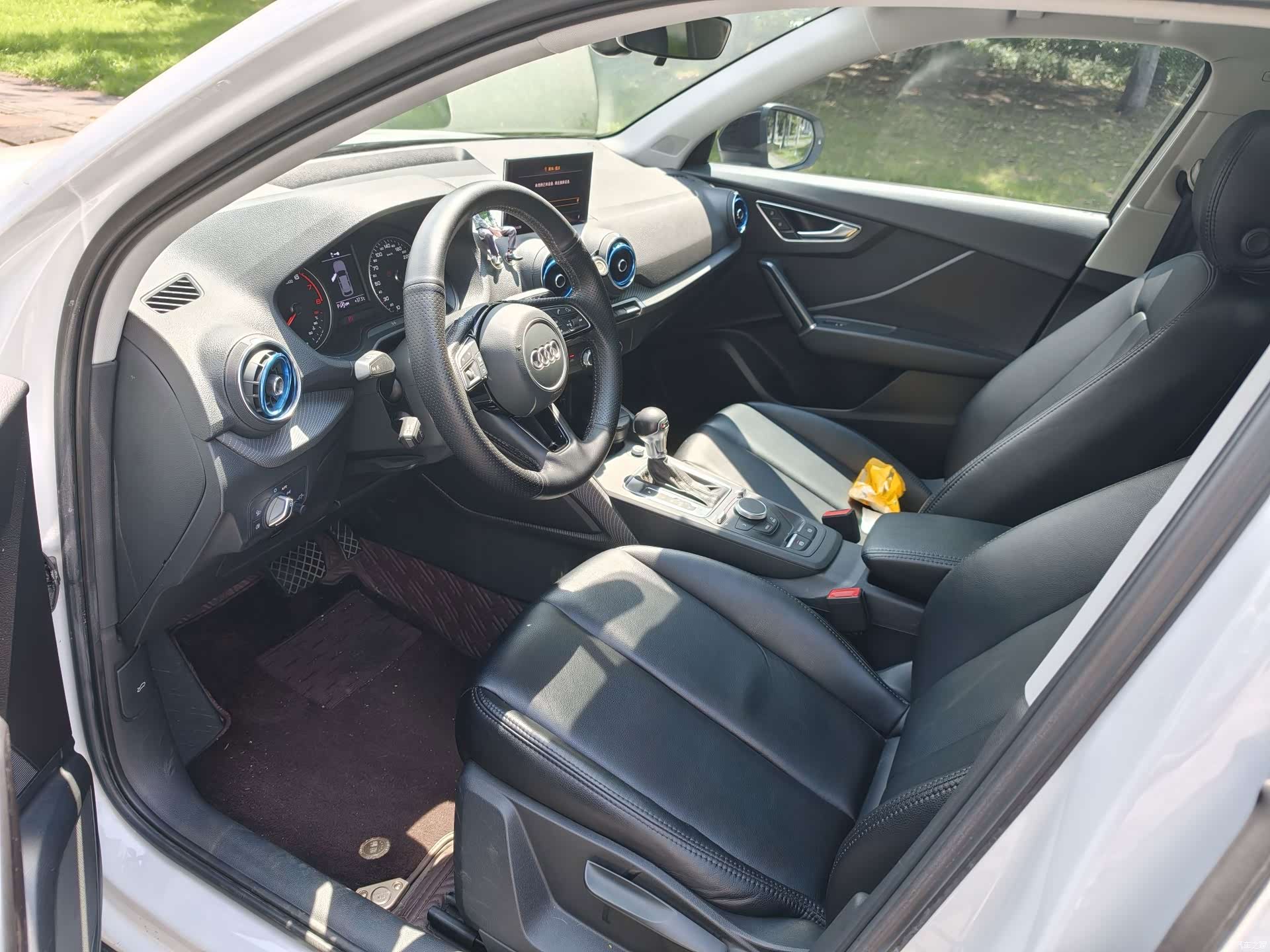 Audi Q2L, 2019 6