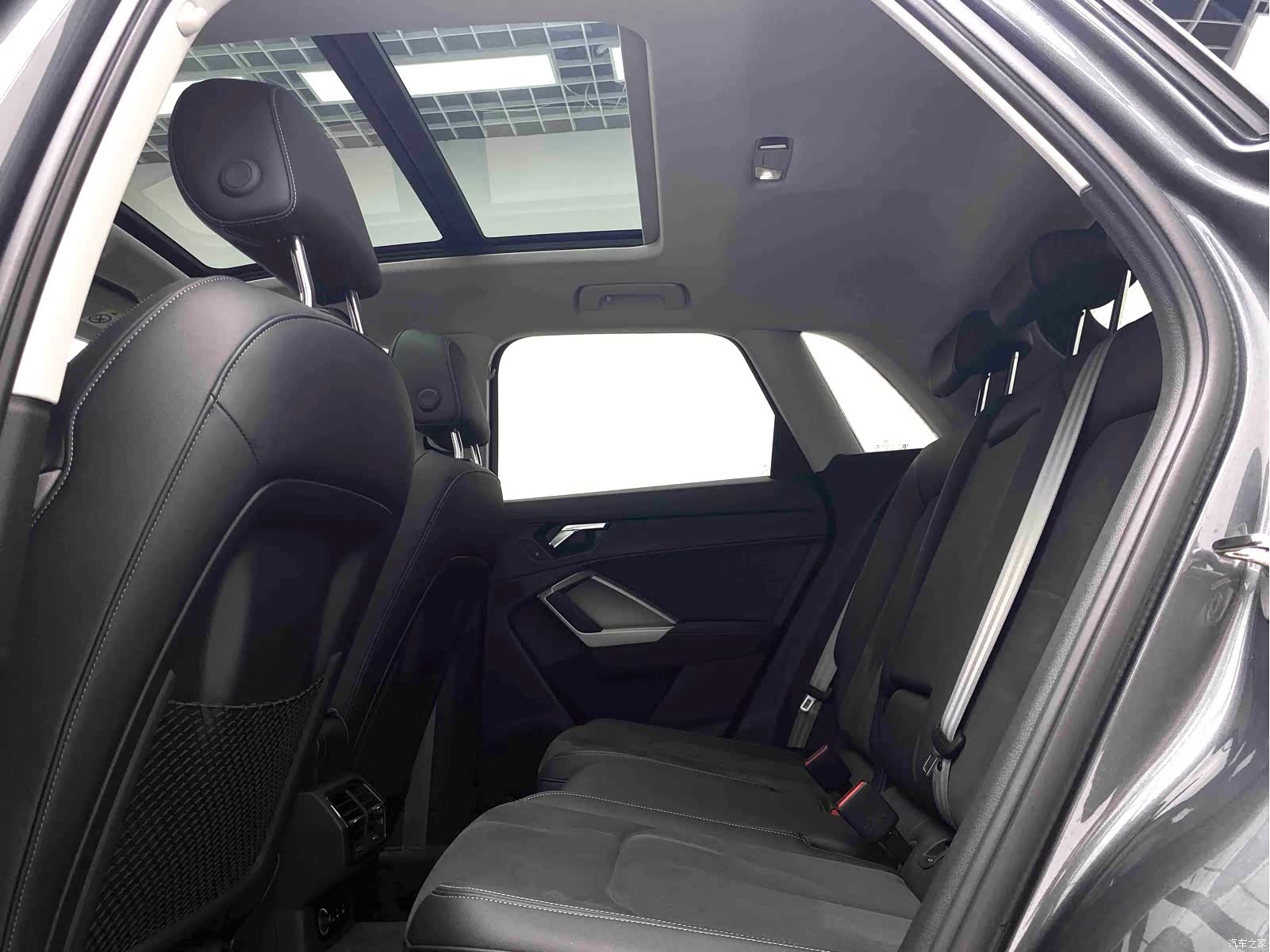 Audi Q3, 2022 8