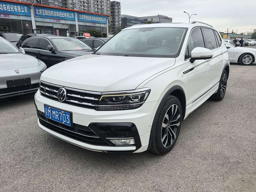 Volkswagen Tiguan L L 2021 330TSI AT R-Line Flagship