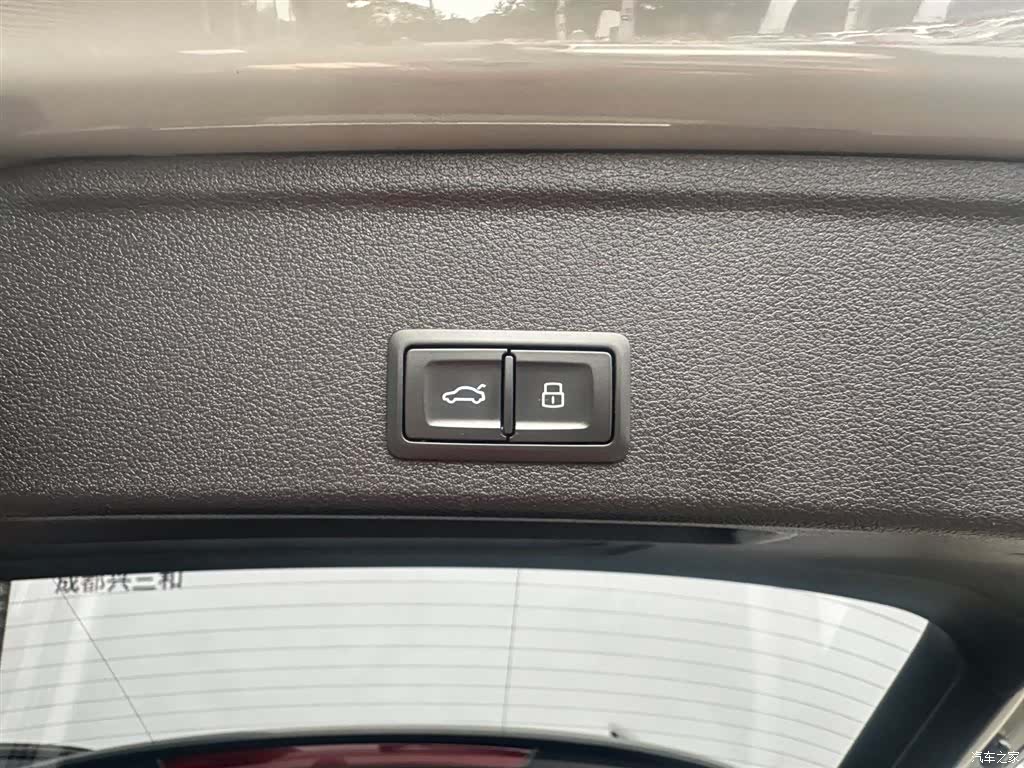 Audi A4, 2021 все фото