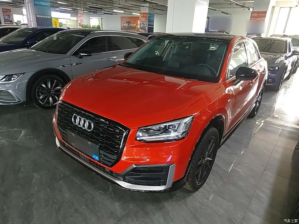 Audi Q2L, 2020 2