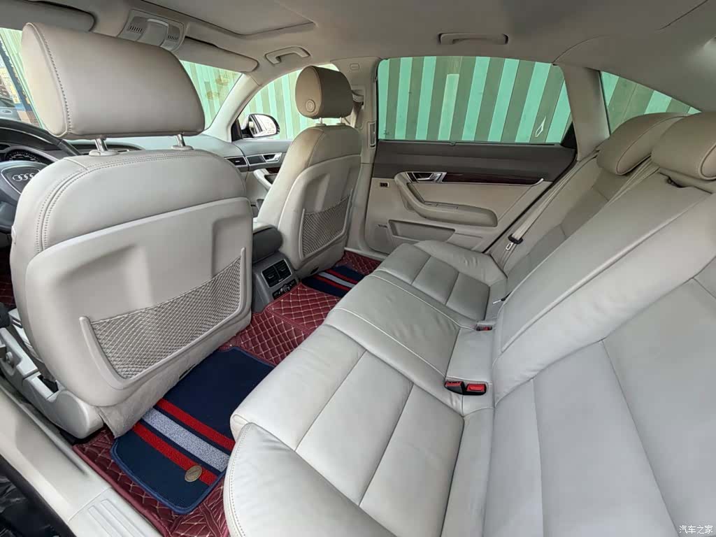 Audi A6L, 2012 8
