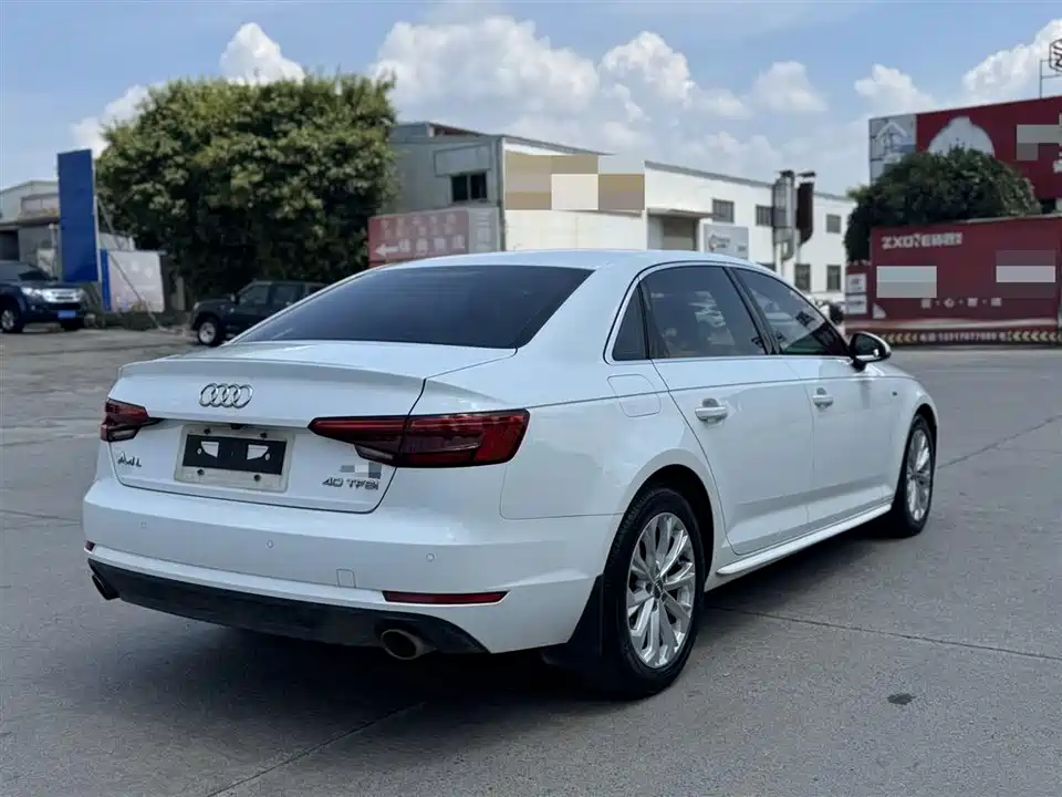 Audi A4L
