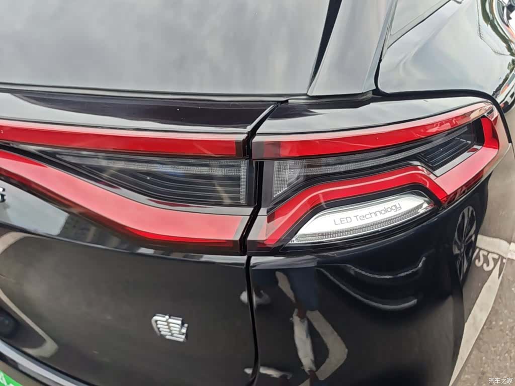 BYD Tang, 2022 8