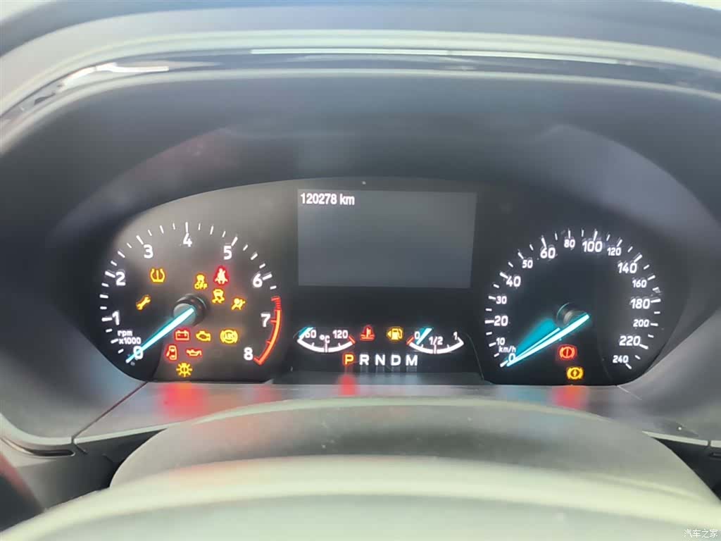 Ford Focus, 2020 12