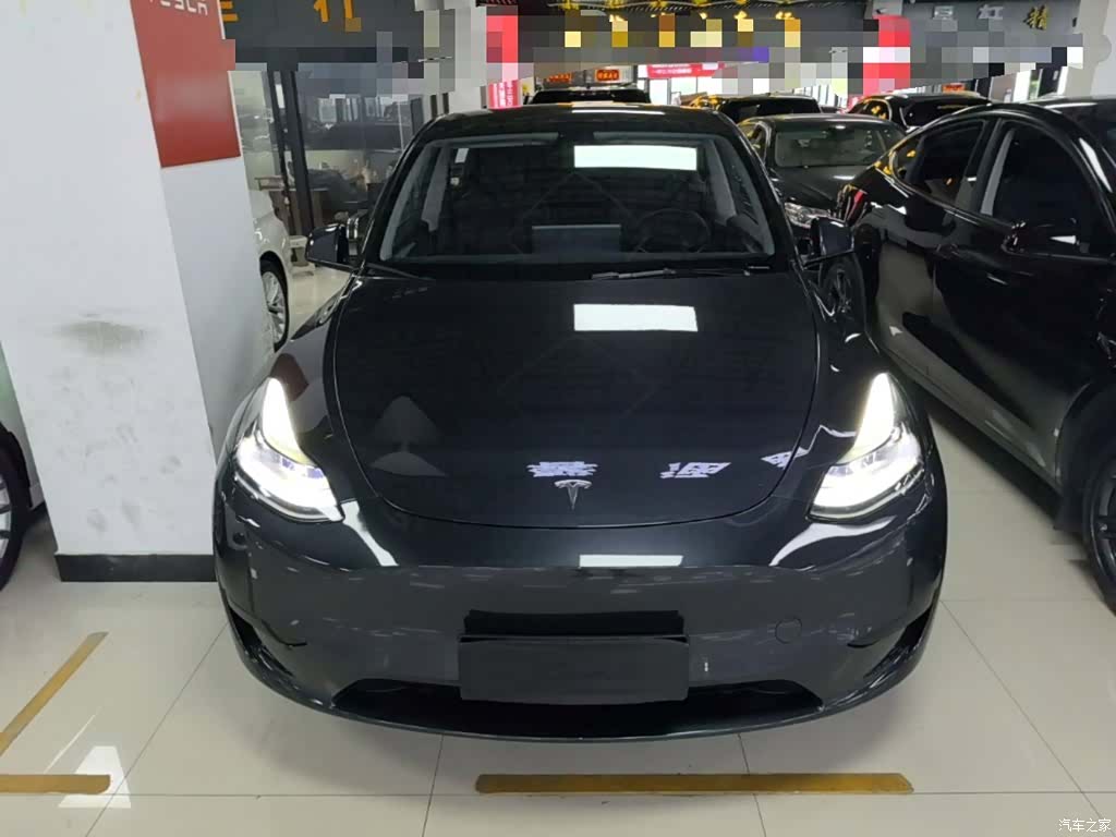 Tesla Model Y, 2024 3