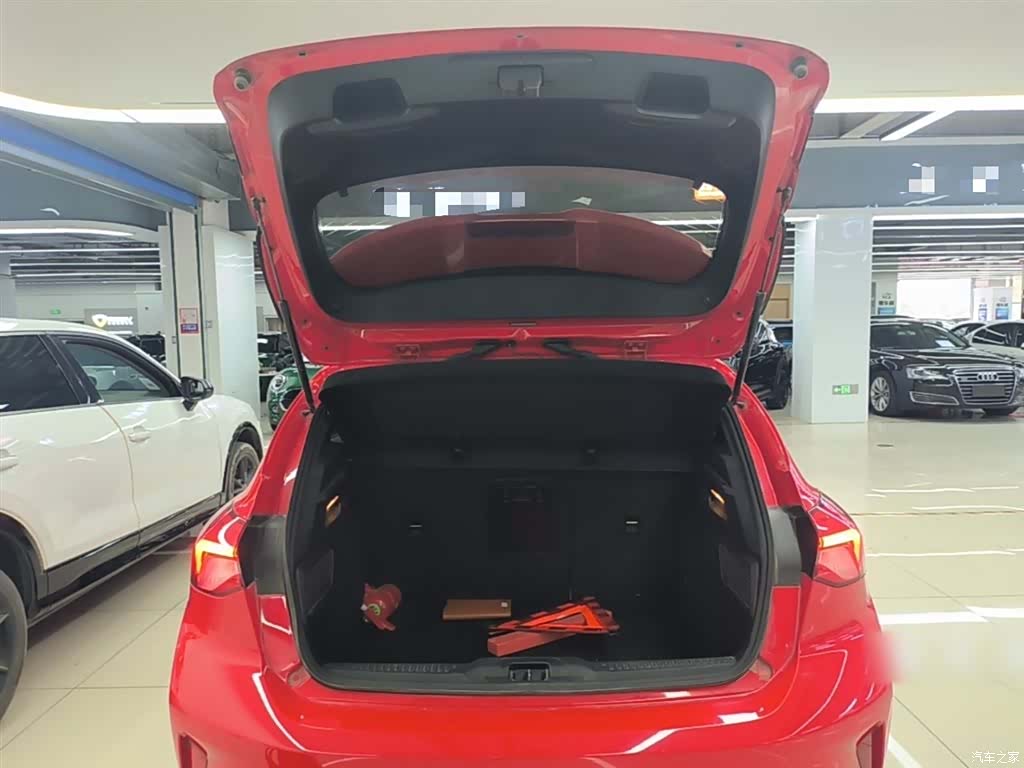 Ford Focus, 2020 19