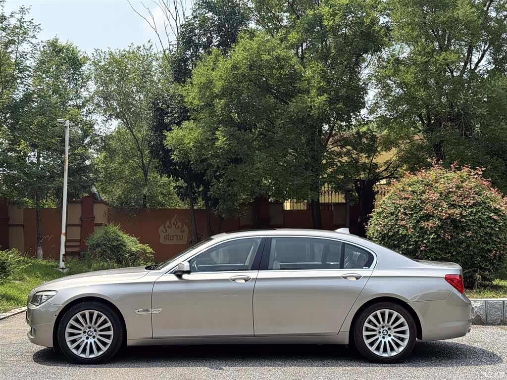 BMW 7 Series, 2012 все фото