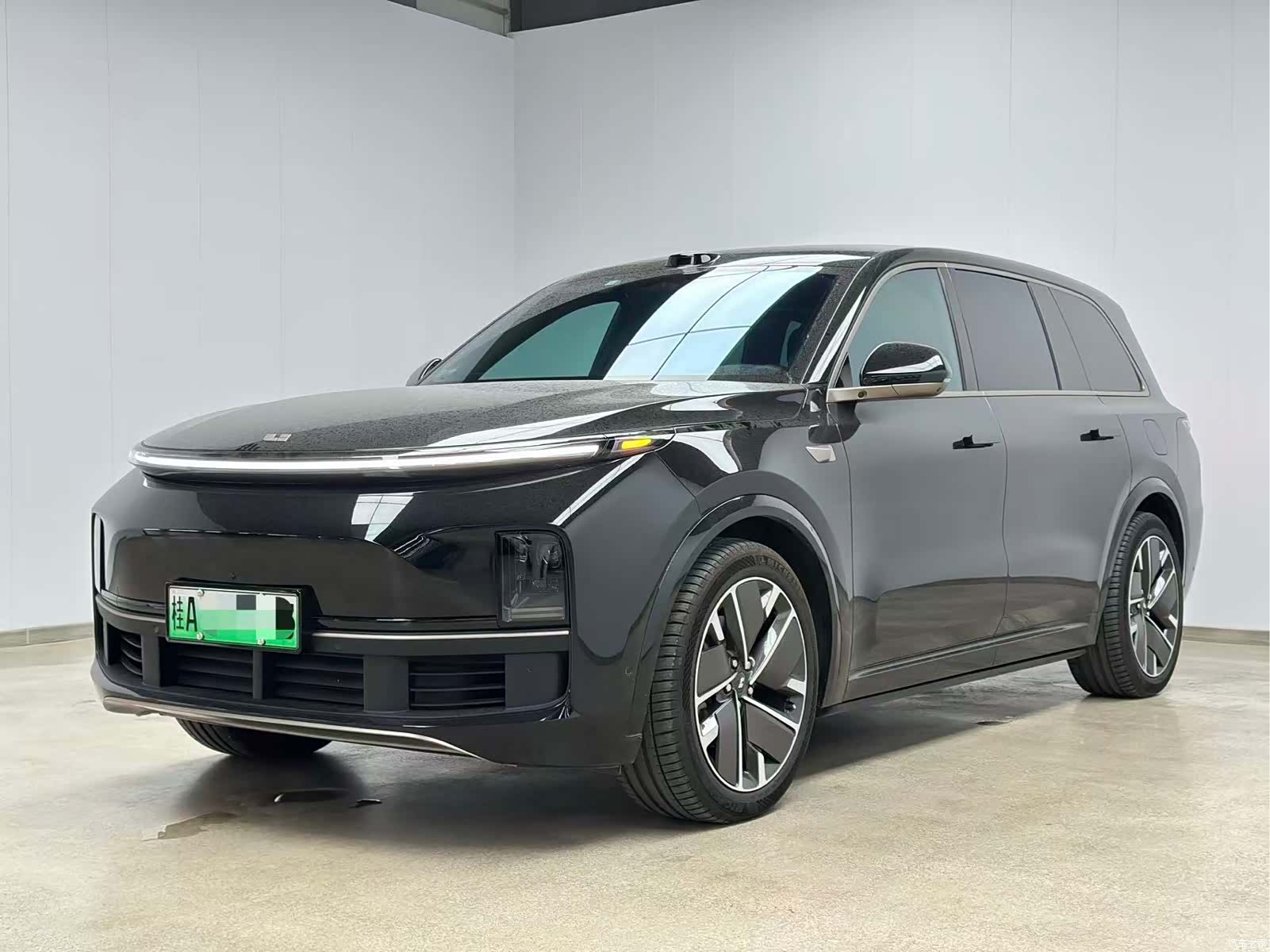 Li Auto L9, 2025 1