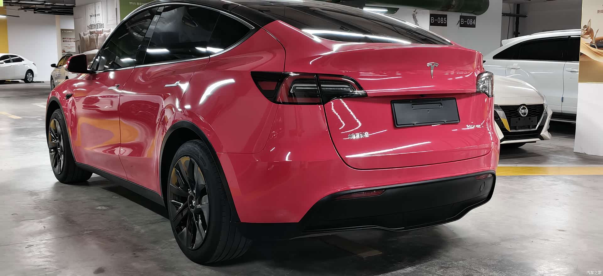 Tesla Model Y, 2023 15