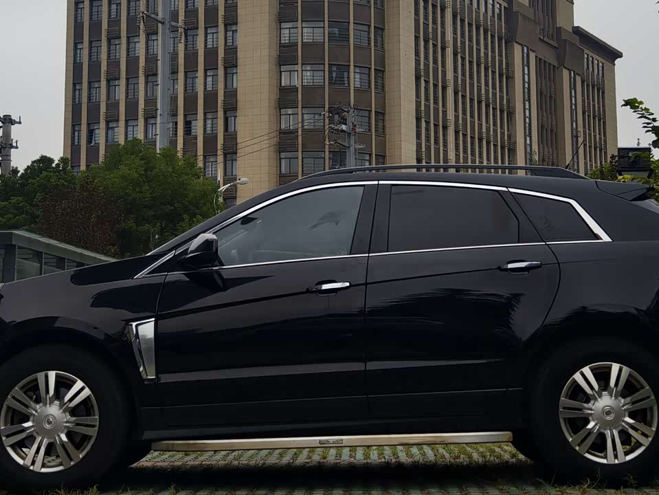 Cadillac SRX