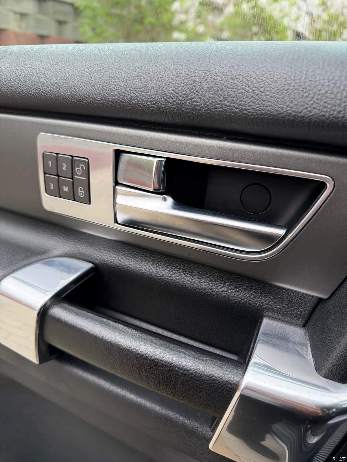 Land Rover Discovery, 2012 все фото