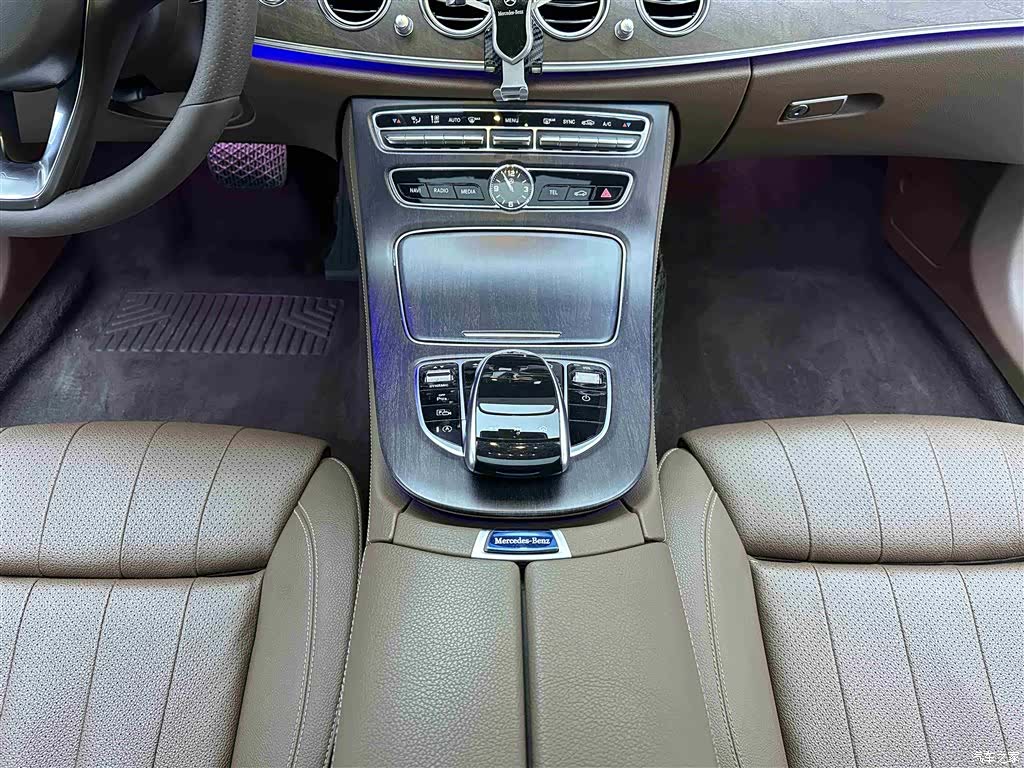 Mercedes-Benz E-Class, 2017 14