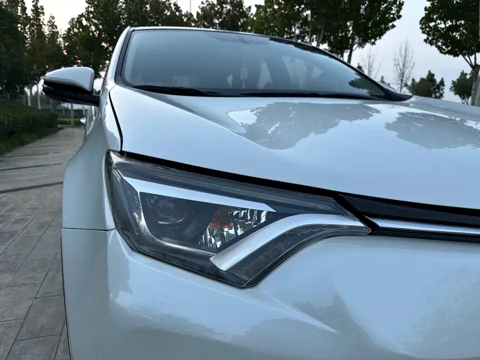 Toyota RAV4 Rongfang