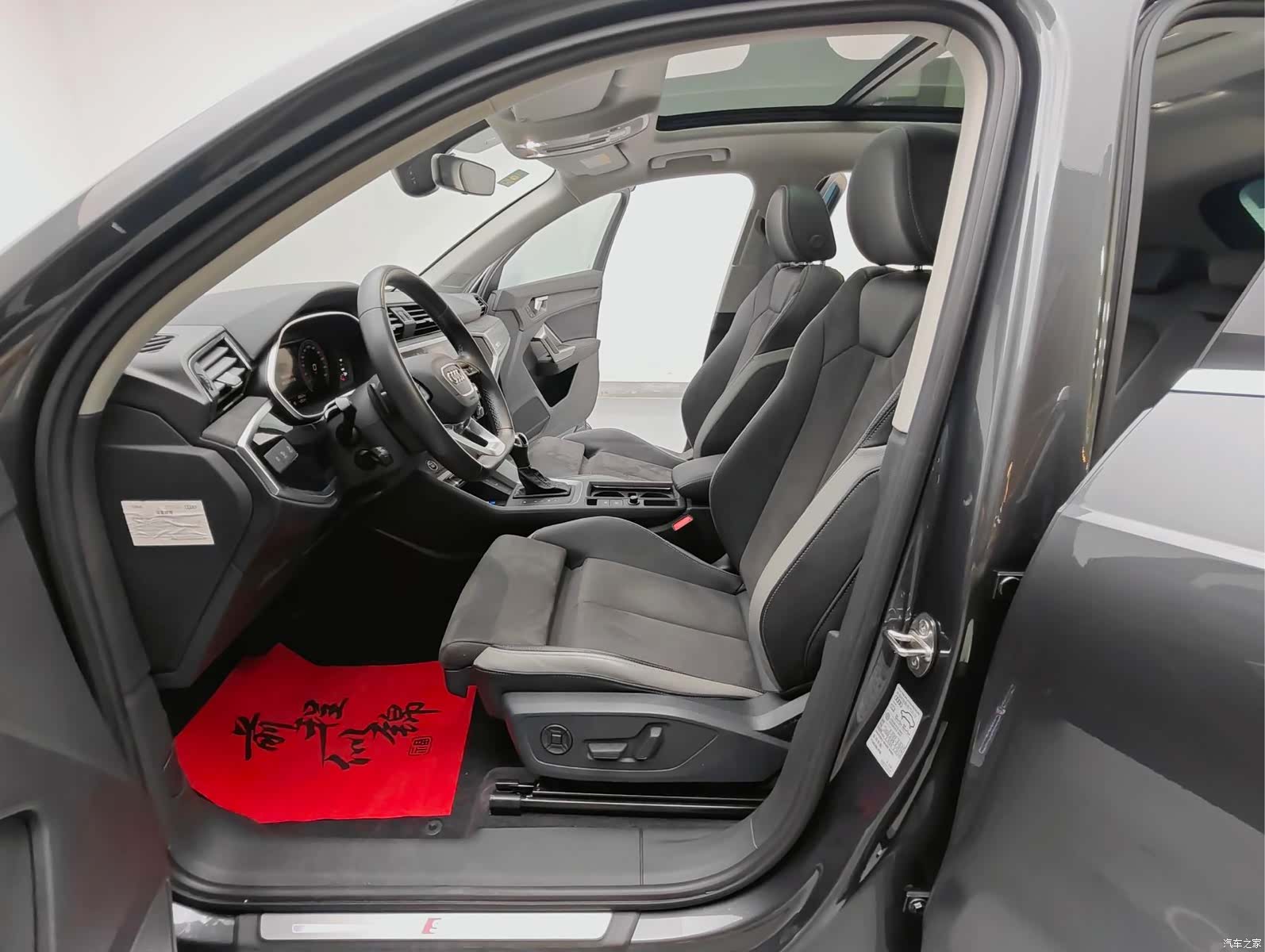 Audi Q3, 2023 9