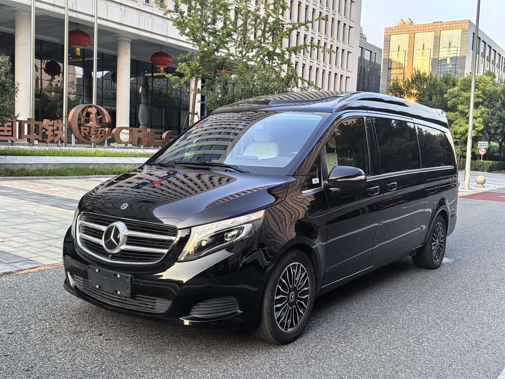 Mercedes-Benz V-Class