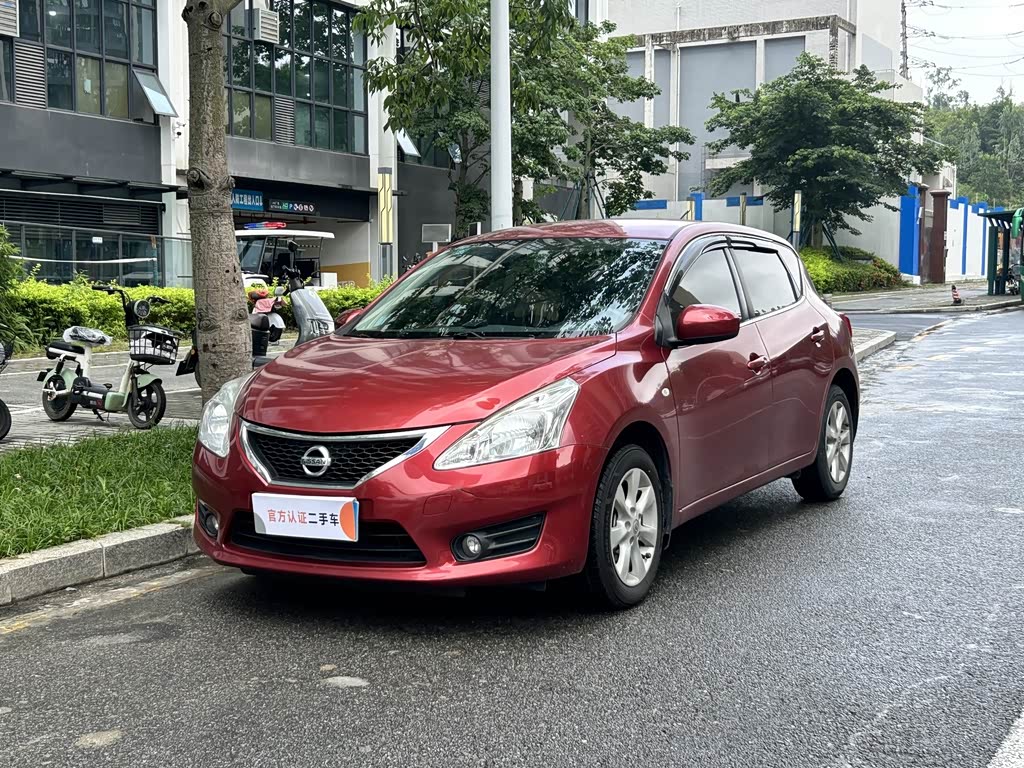 Nissan Tiida