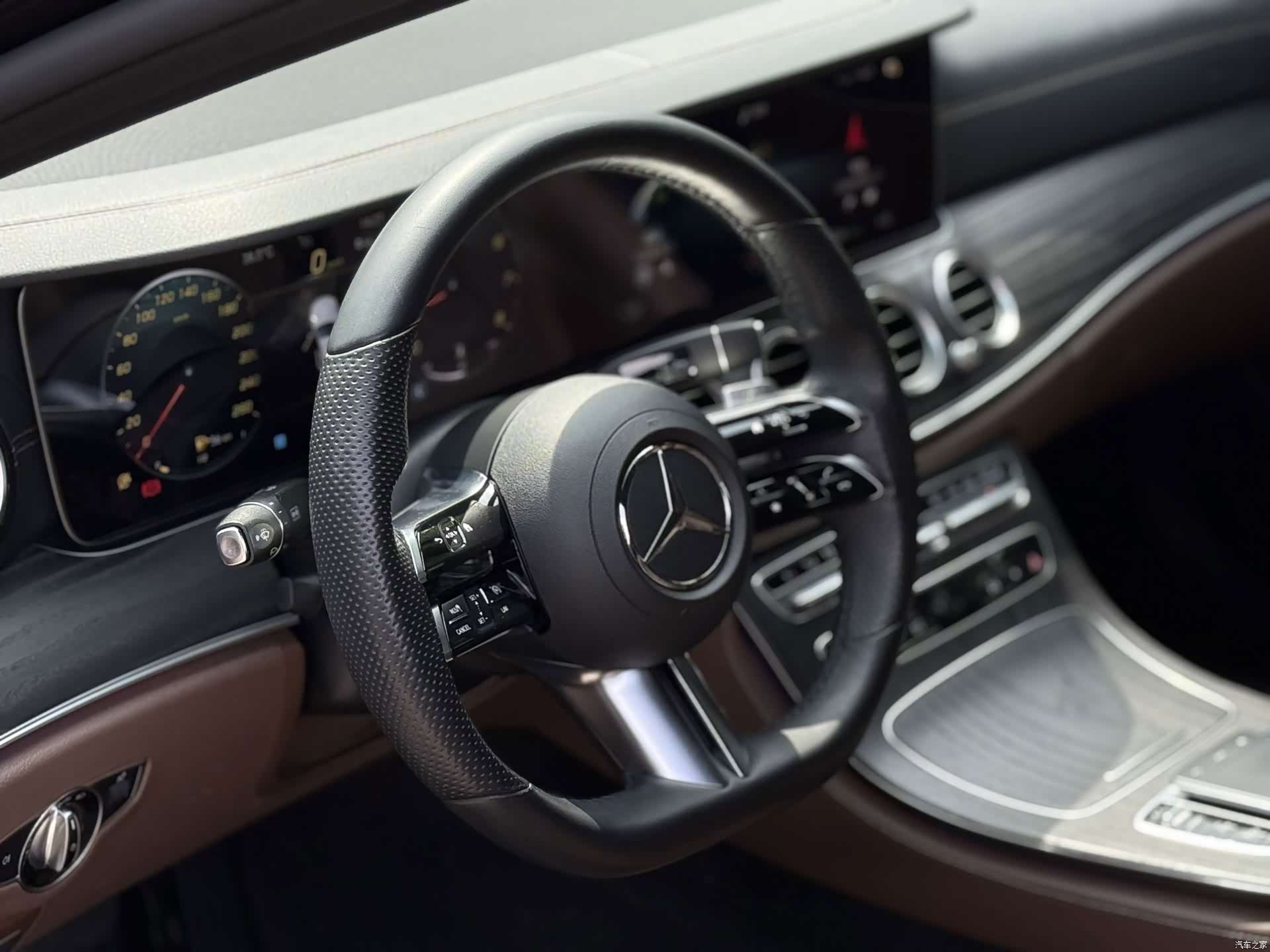 Mercedes-Benz E-Class, 2022 7