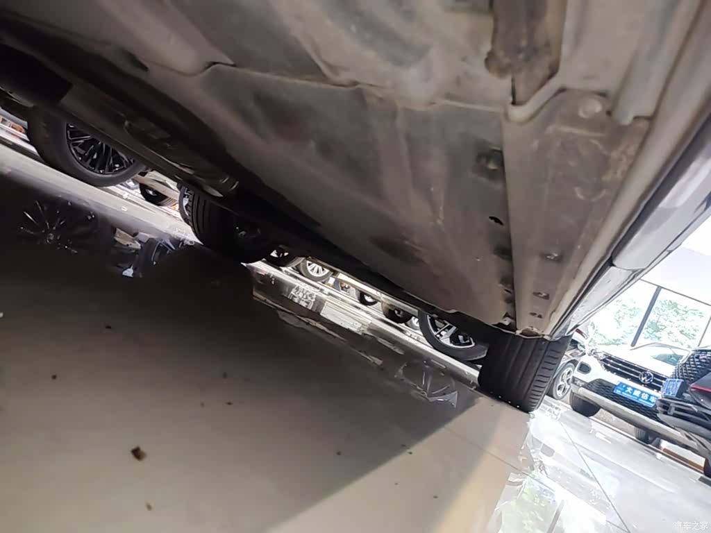 Audi Q5L, 2024 21