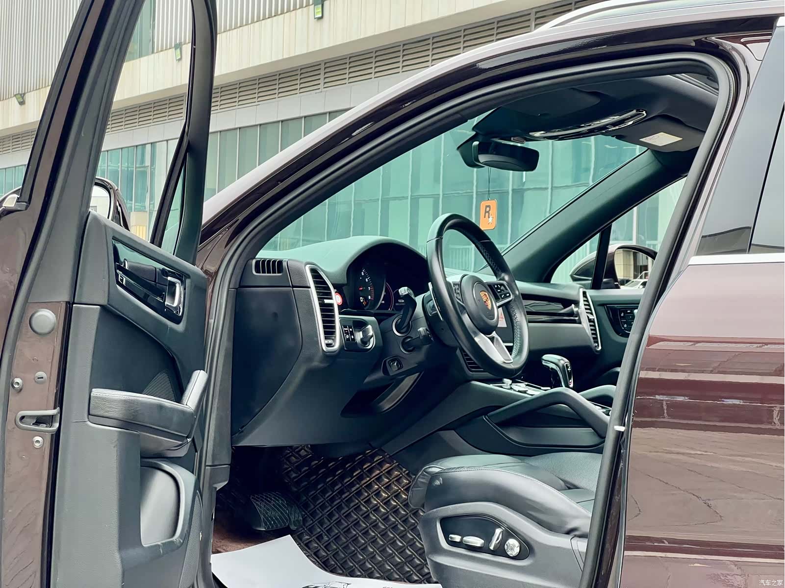 Porsche Cayenne, 2020 11
