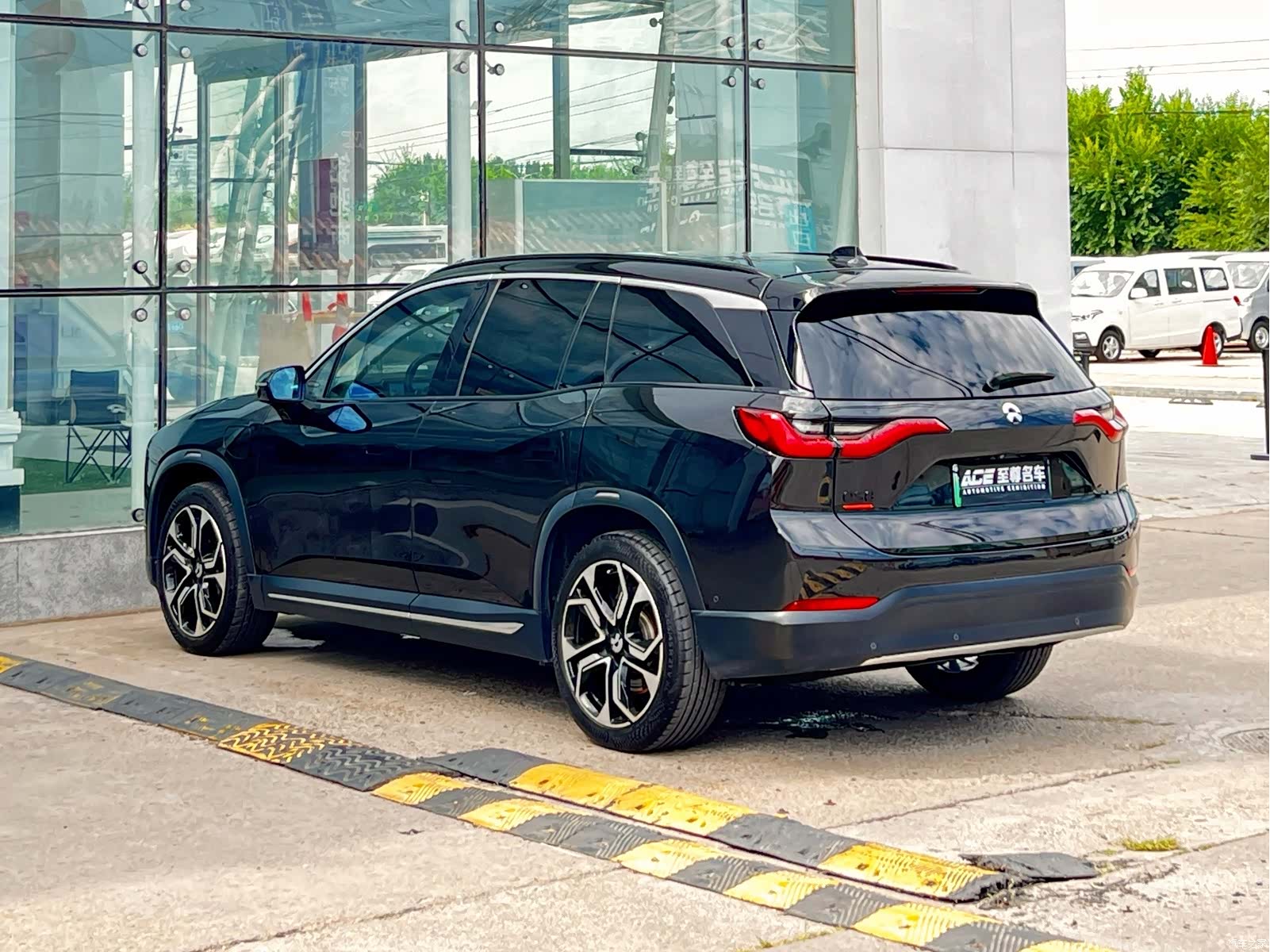 NIO ES8, 2018 6