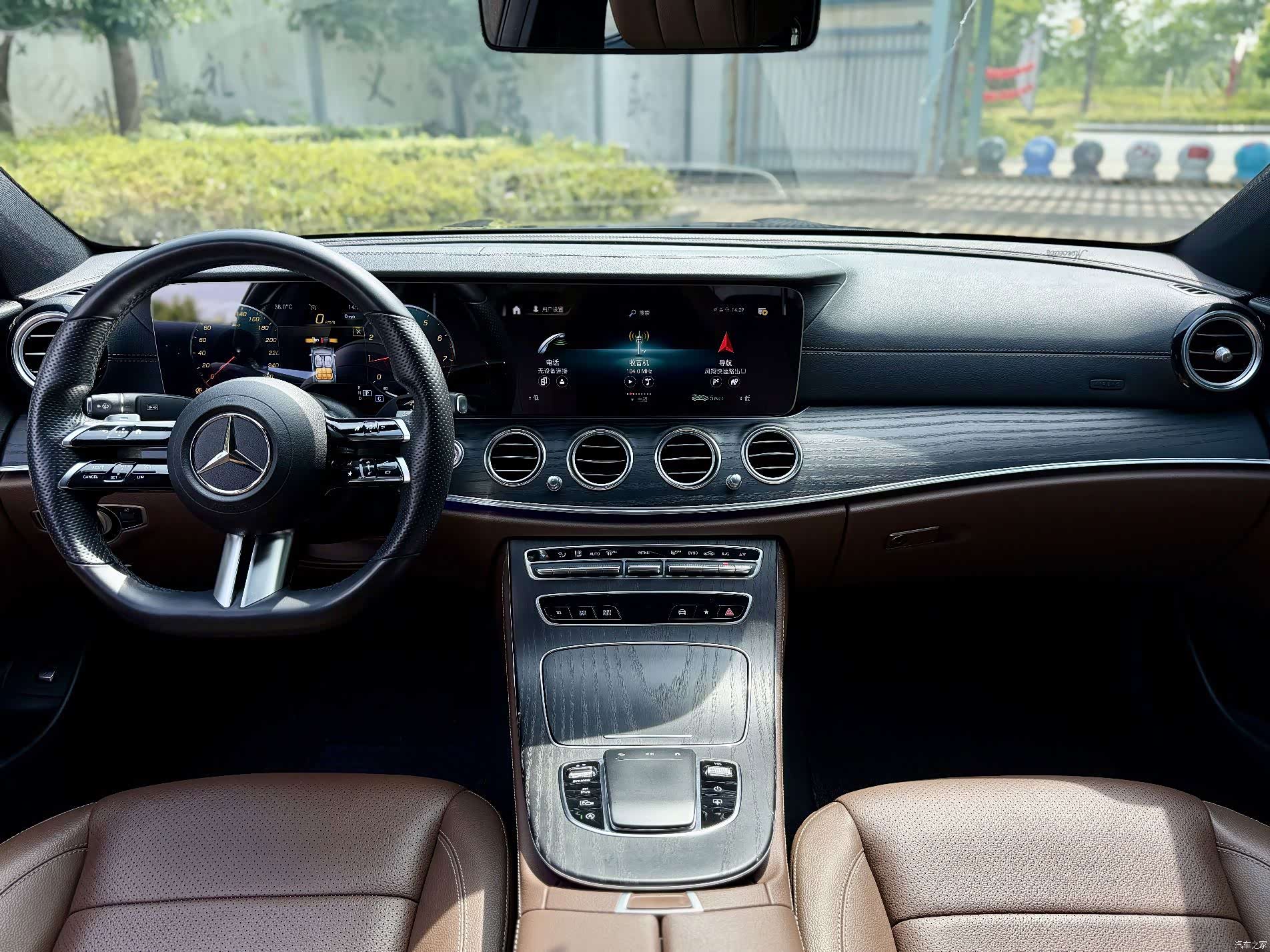 Mercedes-Benz E-Class, 2022 9