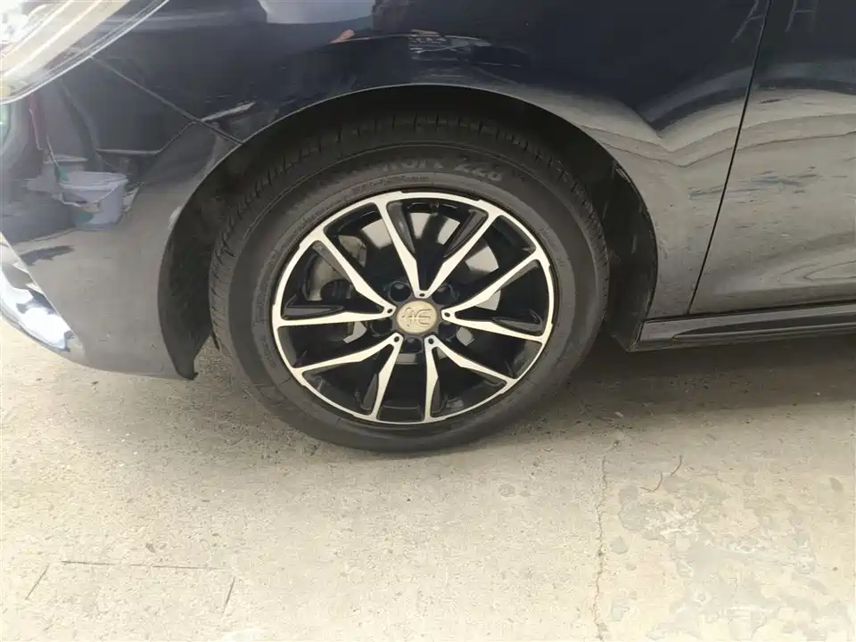 BYD Song MAX