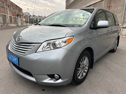 SIENNA 2011 2.7L Զ