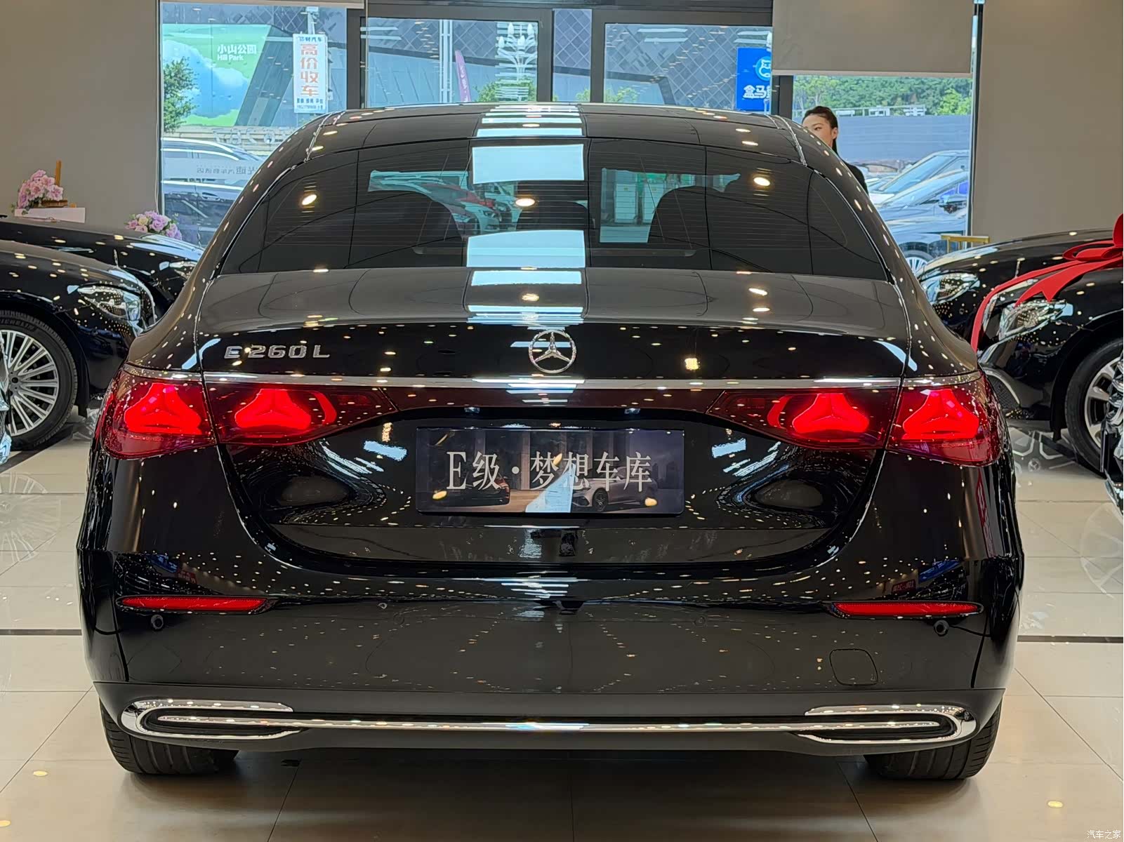 Mercedes-Benz E-Class, 2024 19