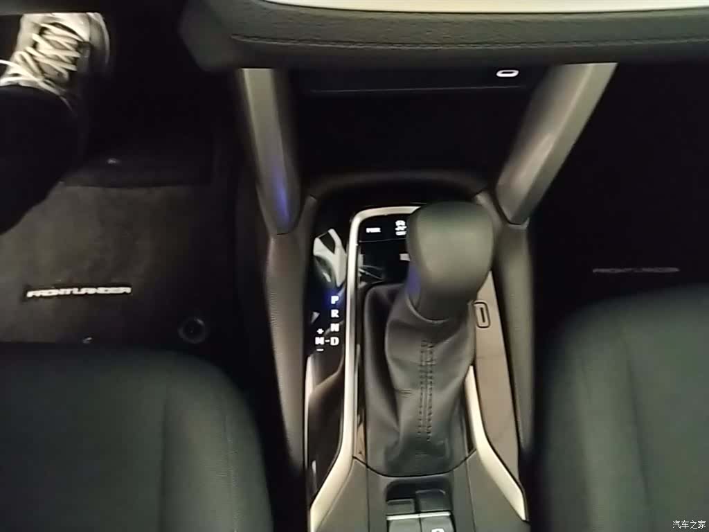 Toyota Frontlander, 2024 14
