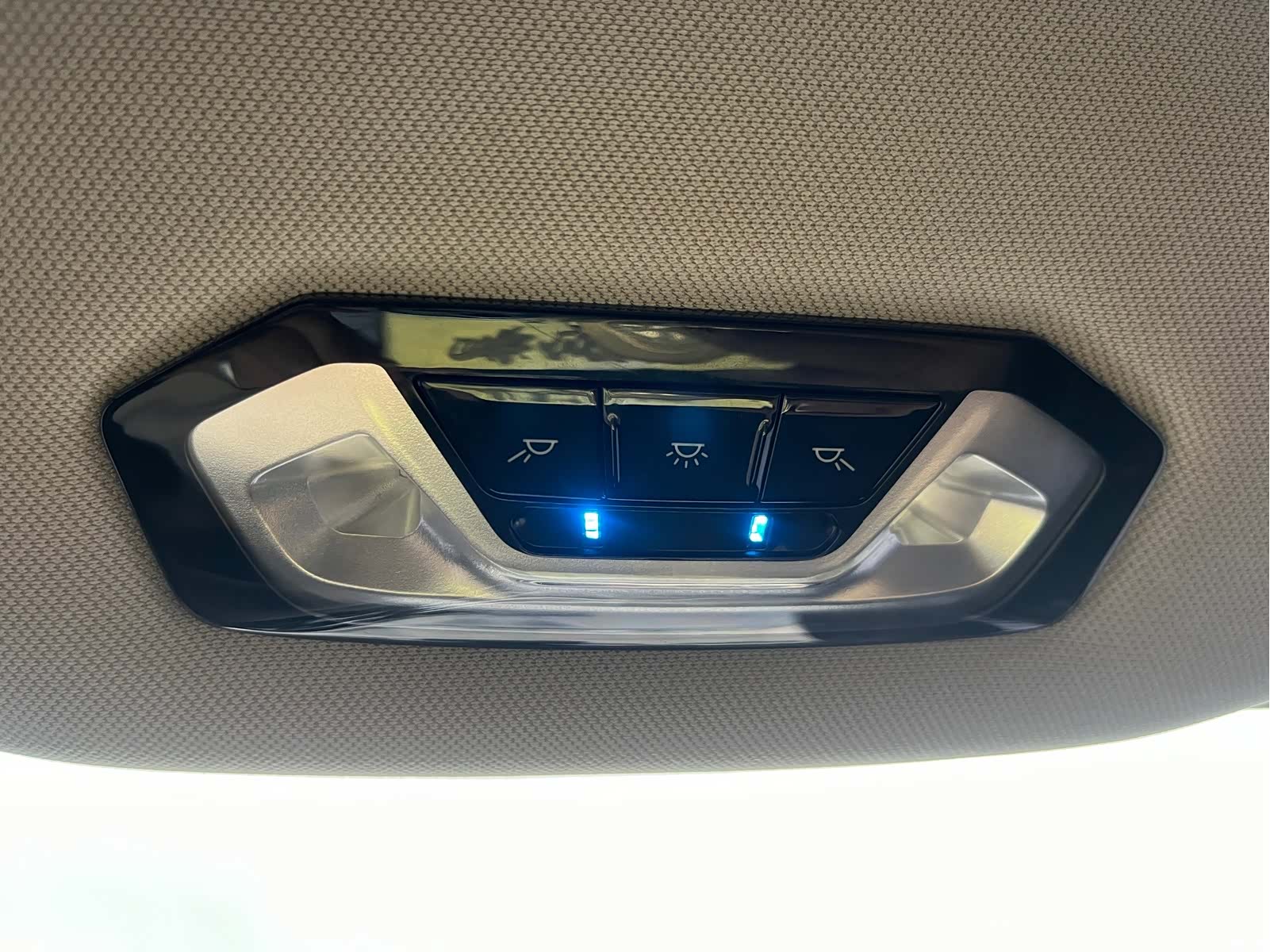 BMW 3 Series, 2019 25