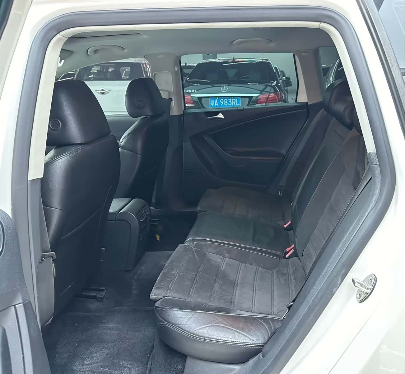 Volkswagen Passat, 2010 8