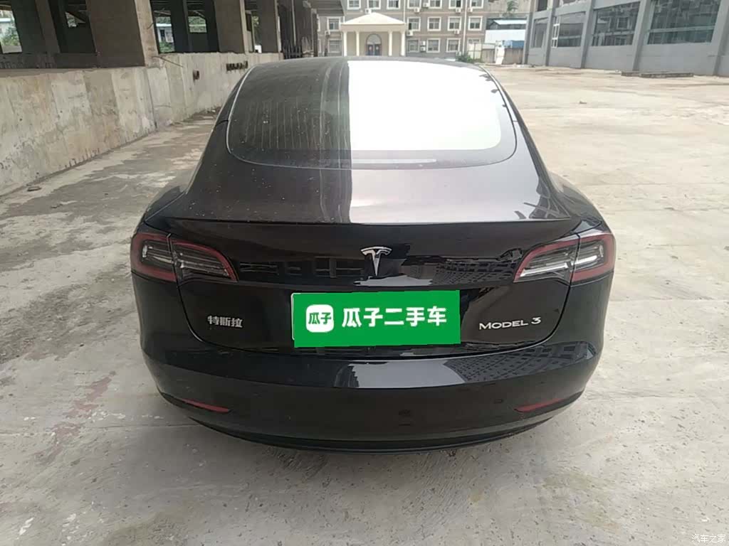 Tesla Model 3, 2020 4