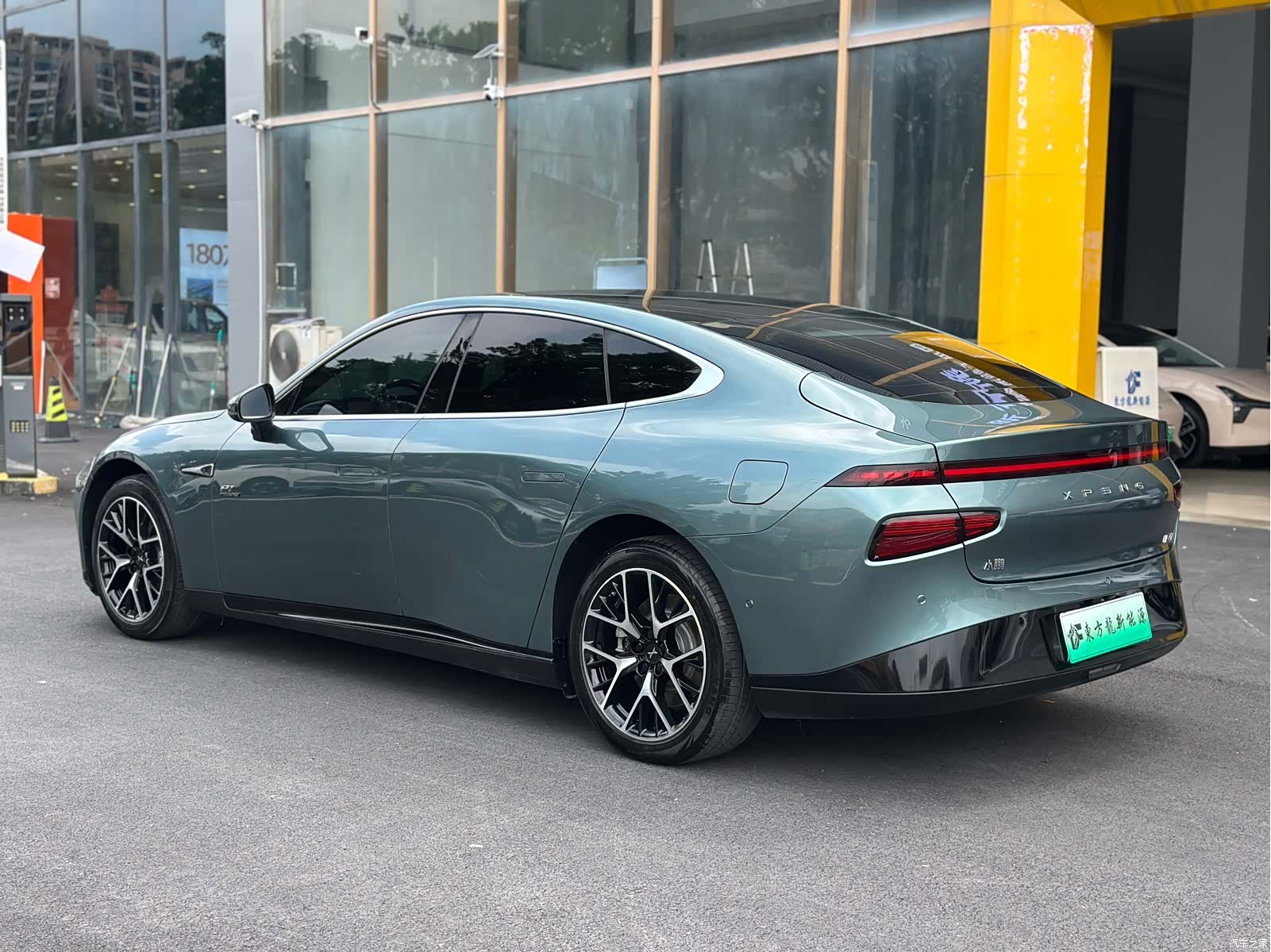 Xpeng P7, 2023 6