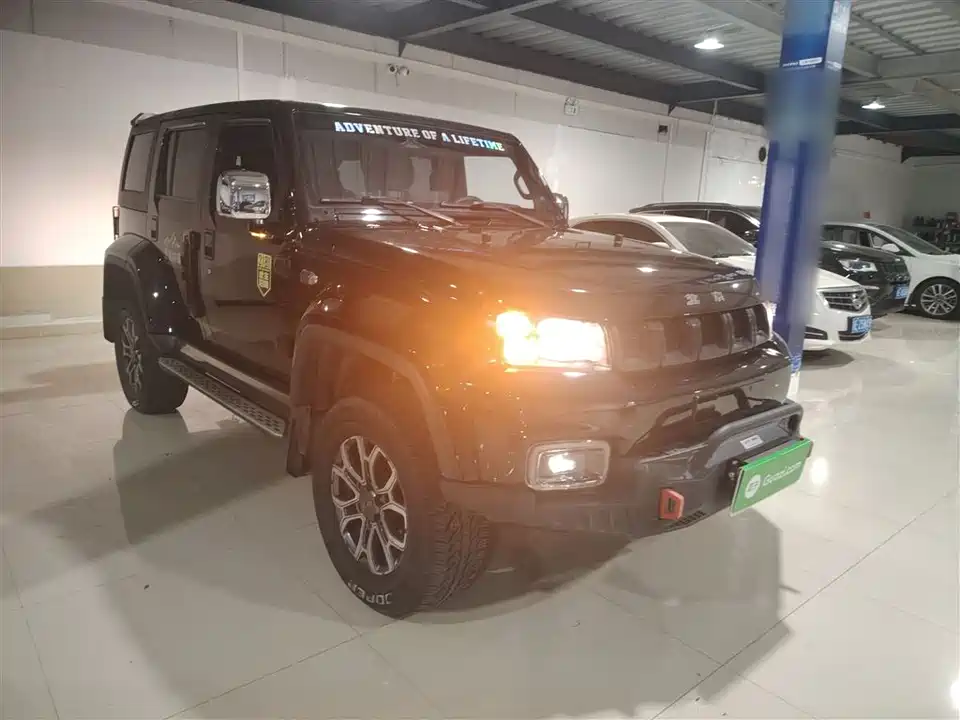 Beijing BJ40