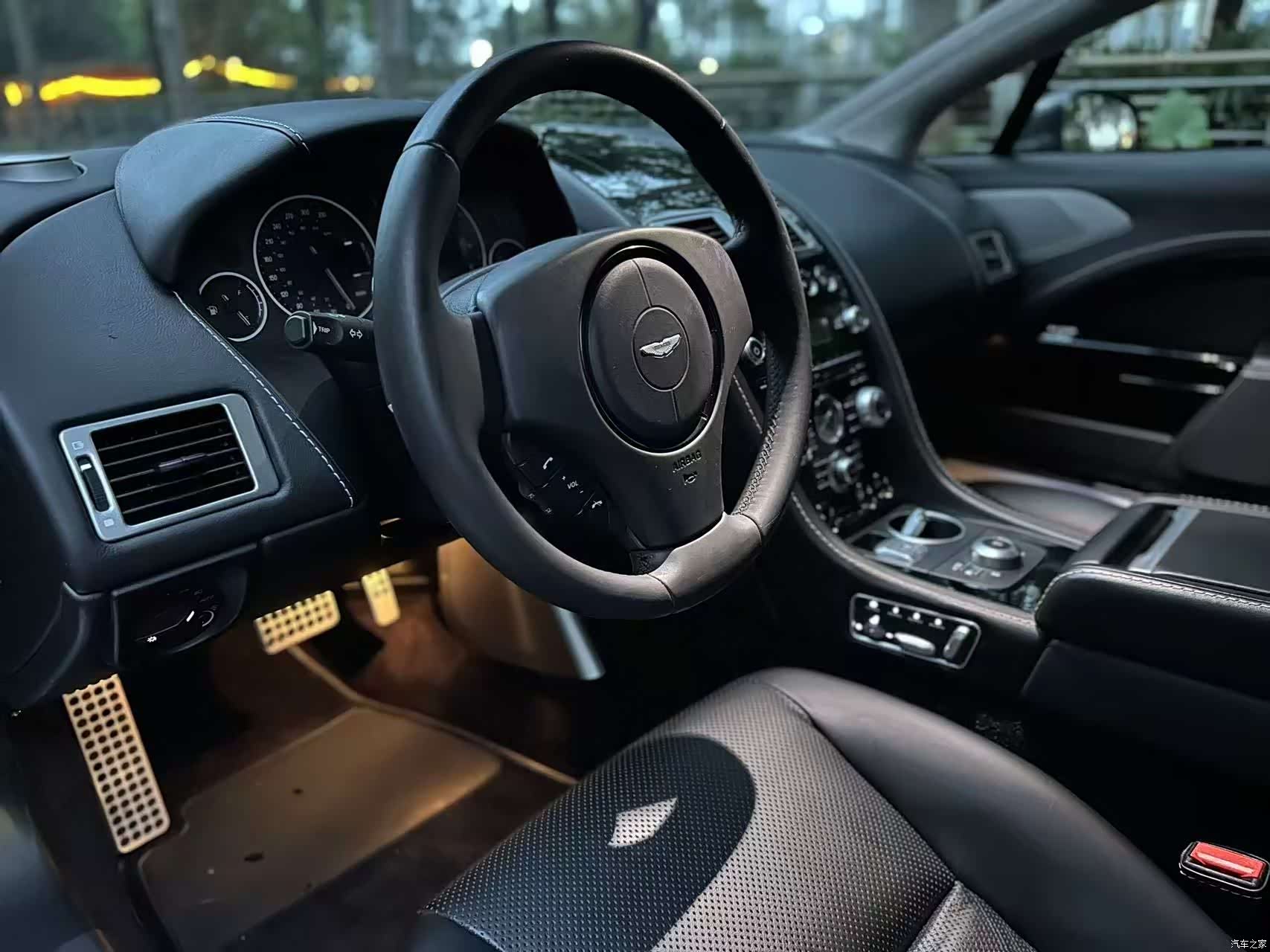 Aston Martin Rapide, 2013 все фото
