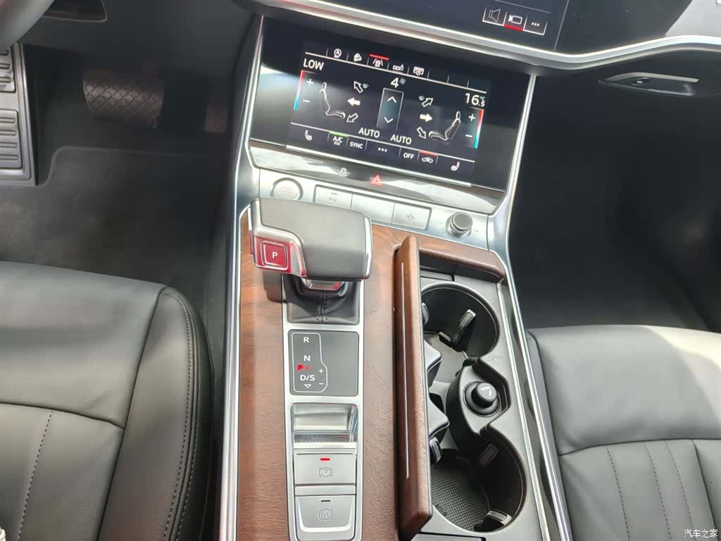 Audi A6, 2021 16