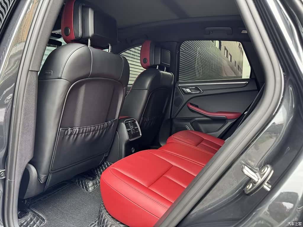 Porsche Macan, 2022 8