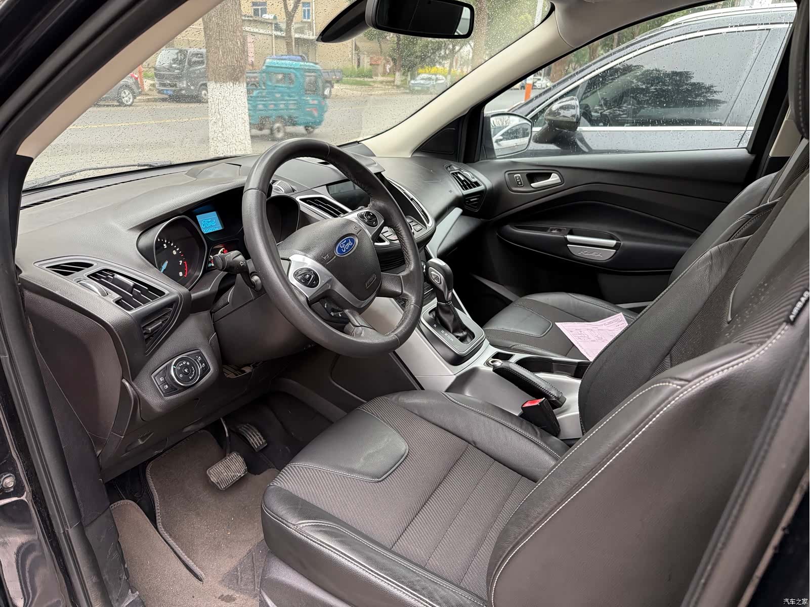 Ford Kuga, 2014 3