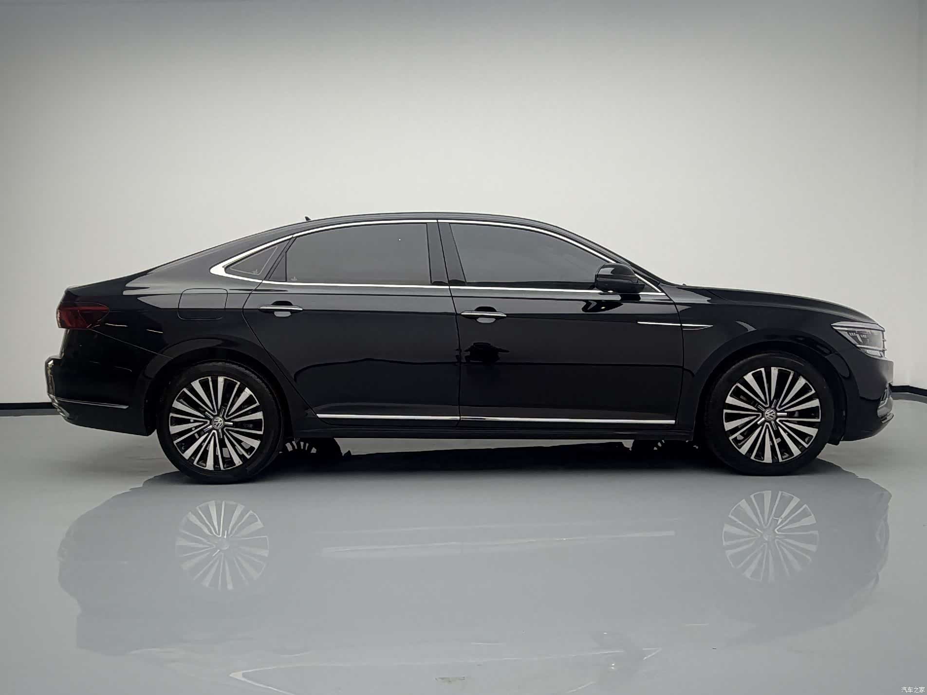 Volkswagen Passat, 2020 8