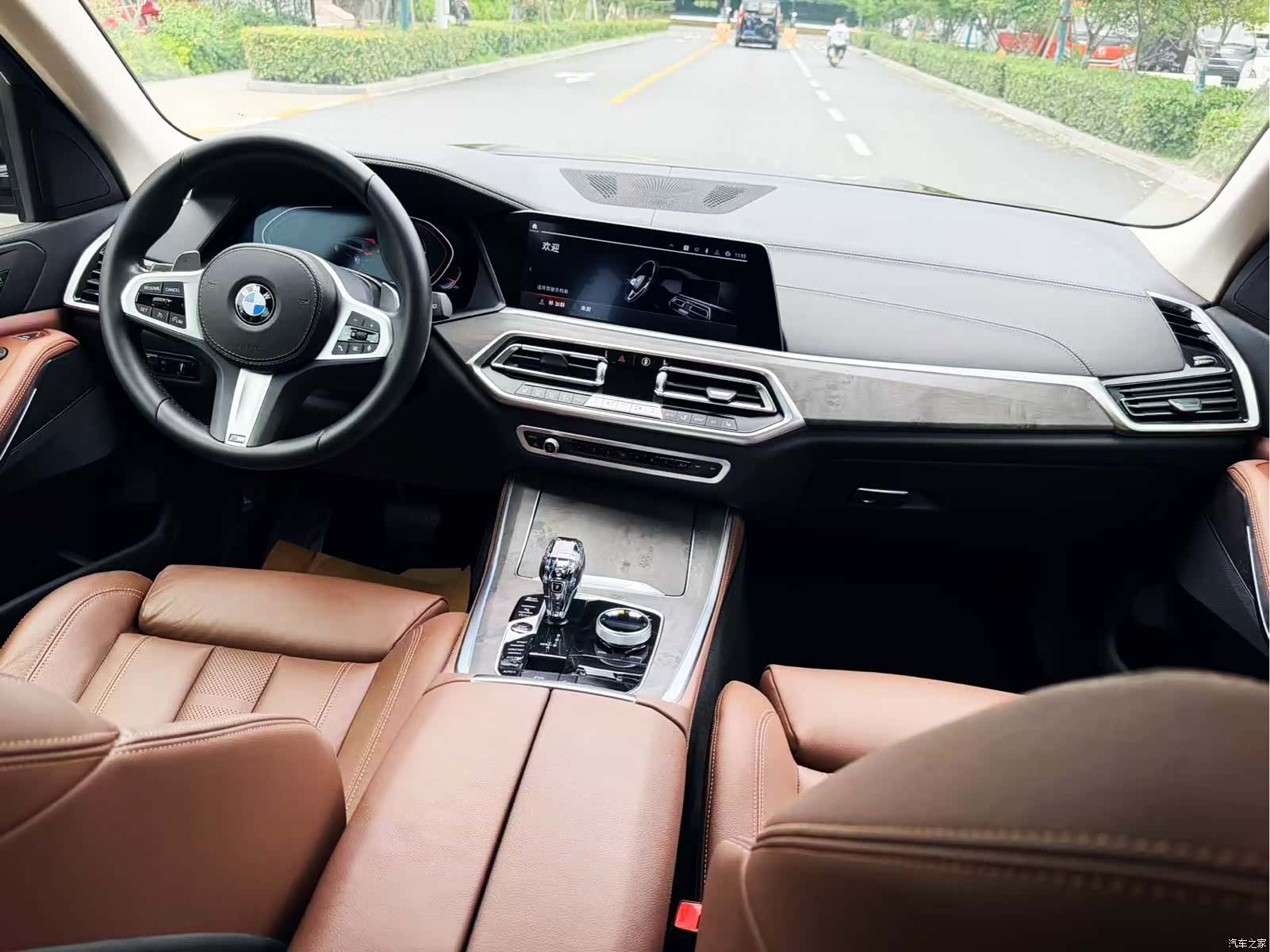 BMW X5, 2021 9