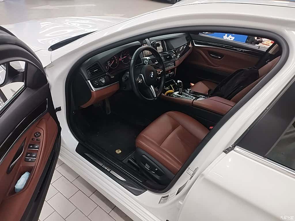 BMW 5 Series, 2015 16