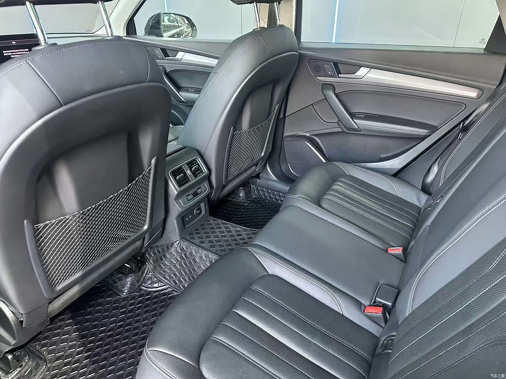 Audi Q5L, 2022 10