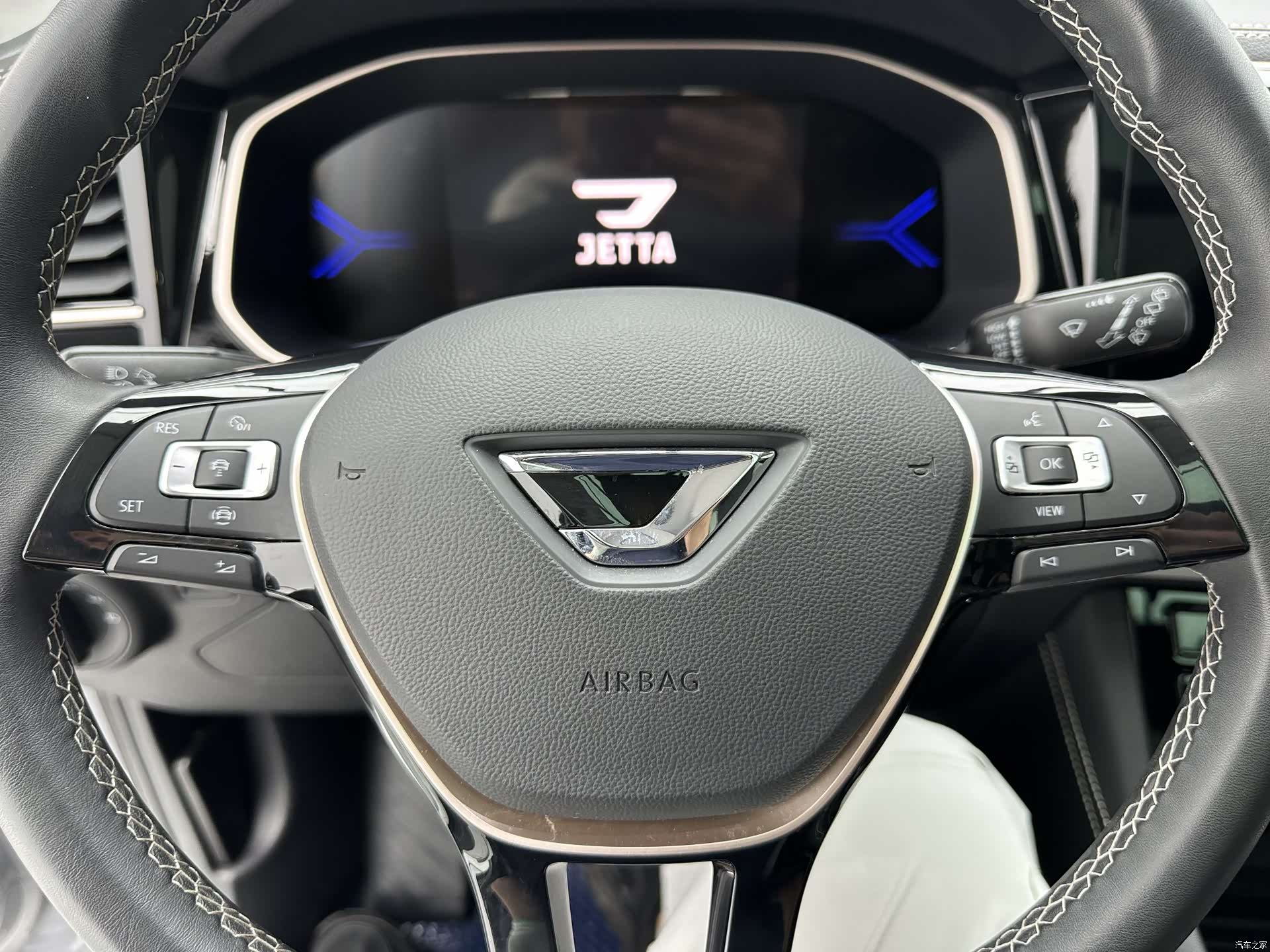 Volkswagen VS7, 2023 14