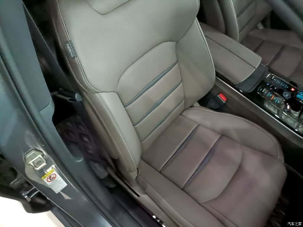 BYD Han, 2022 20