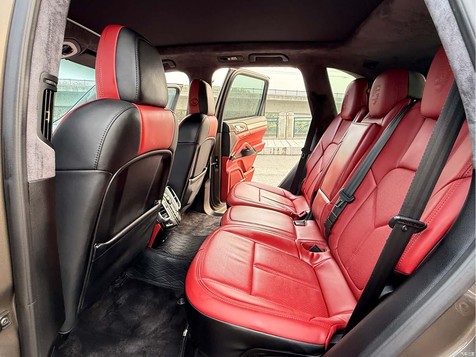 Porsche Cayenne, 2013 все фото