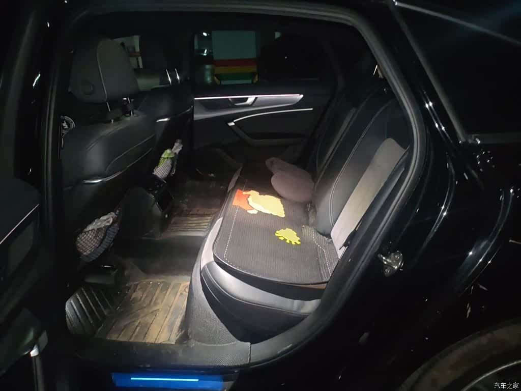 Audi A6L, 2022 15