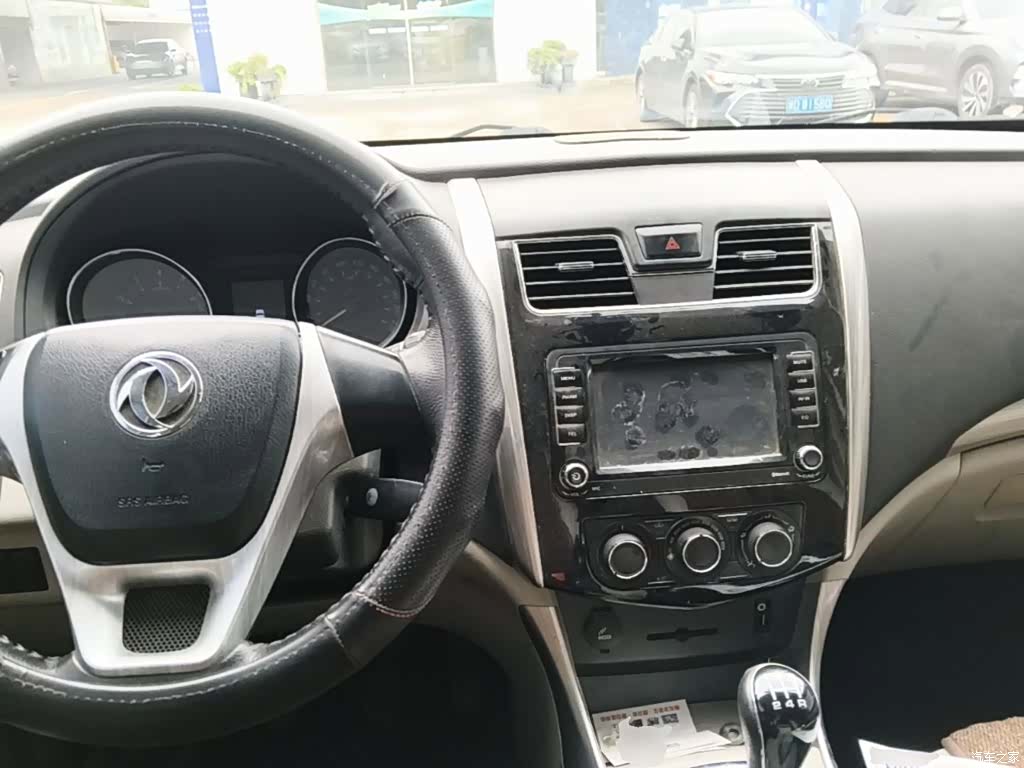 DongFeng S500, 2016 16